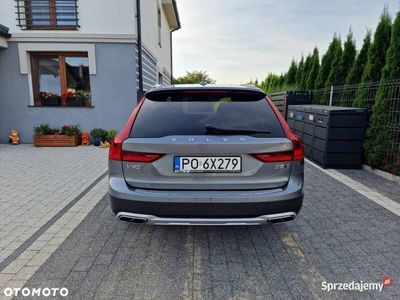 używany Volvo V90 CC D5 AWD Pro