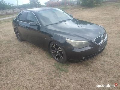 BMW 525