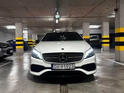 Używany Mercedes A180 AMG line 2017 Biały Hatchback