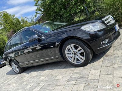 Mercedes C180