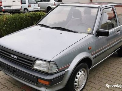 używany Toyota Starlet 