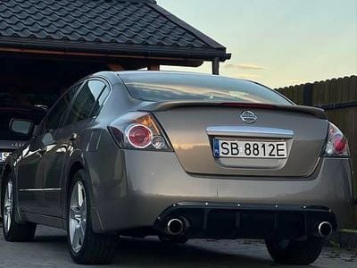 Używany Nissan Altima SL 2008 Beżowy Sedan/Limuzyna