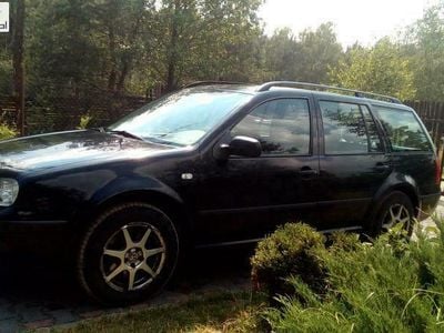 Używany VW Golf IV 101 KM (74 kW) 2000 Czarny (metalik) Sedan/Limuzyna