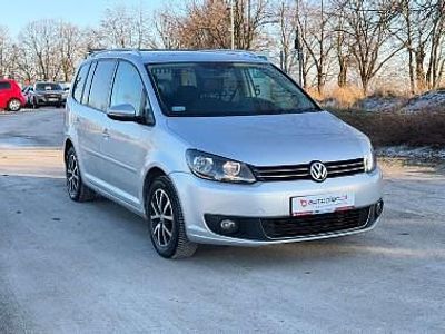 Inny kolor Używany 2014 VW Touran Minivan | 33 999 zł (Uczciwa cena)