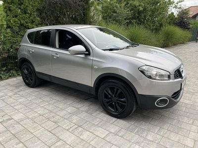 Srebrny Używany 2010 Nissan Qashqai SUV | 28 900 zł (Uczciwa cena)