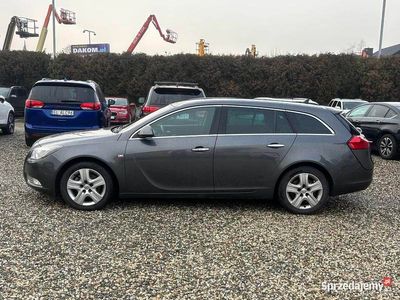 Używany Opel Insignia 2011 Szary Kombi