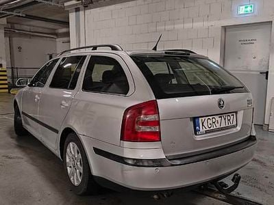 Srebrny Używany 2005 Skoda Octavia Kombi | 6000 zł (Dobra cena)