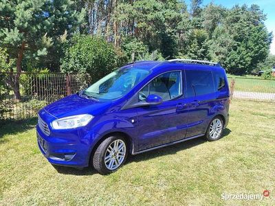 Niebieski Używany 2014 Ford Tourneo Kombi | 21 000 zł
