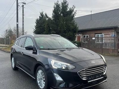 Czarny Używany 2021 Ford Focus Sedan/Limuzyna | 45 900 zł (Dobra cena)