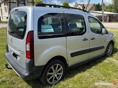 Srebrny Używany 2014 Peugeot Partner Tepee Minivan | 26 000 zł