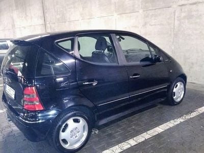 Czarny Używany 2001 Mercedes A140 Hatchback | 5500 zł (Uczciwa cena)