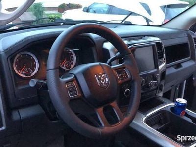 Używany Dodge Ram 2013 Srebrny Pickup