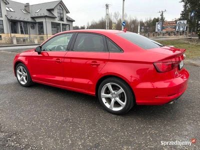 Używany Audi A3 2016 Czerwony Sedan/Limuzyna