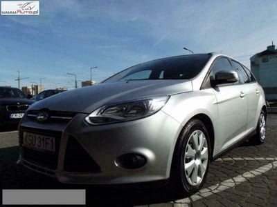 Używany Ford Focus 95 KM (69 kW) 2011 Srebrny Sedan/Limuzyna