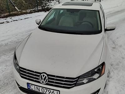 Używany VW Passat 2013 Biały Sedan/Limuzyna