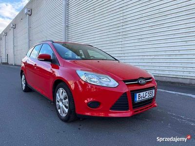 Używany Ford Focus 2014 Czerwony Kombi