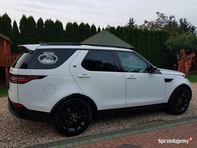 Land Rover Discovery 5