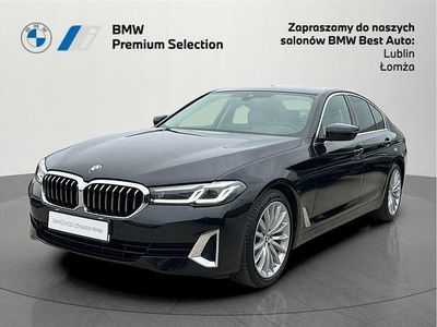 Czarny szafir metalizowany Używany 2021 BMW 520 Luxury Line Sedan/Limuzyna | 168 500 zł