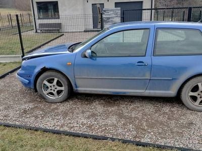 VW Golf IV
