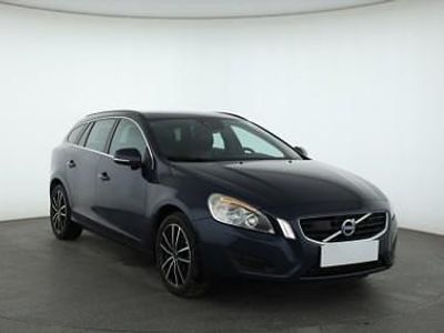 Używany Volvo V60 114 KM (83 kW) 2013 Niebieski Kombi