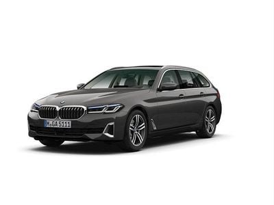 Sophisto grey brillant effect metalizowany Używany 2022 BMW 520 Luxury Line Kombi | 149 900 zł (Drogi)