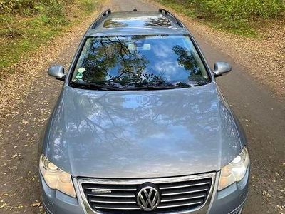 Niebieski Używany 2009 VW Passat Kombi | 18 000 zł (Uczciwa cena)