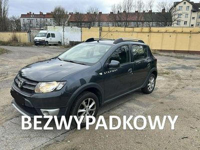 Szary Używany 2016 Dacia Sandero Stepway Hatchback | 22 950 zł (Uczciwa cena)