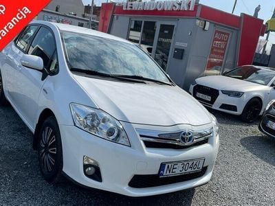 Toyota Auris Hybrid