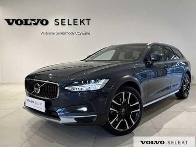 Niebieski Używany 2023 Volvo V90 CC Kombi | 204 900 zł (Uczciwa cena)
