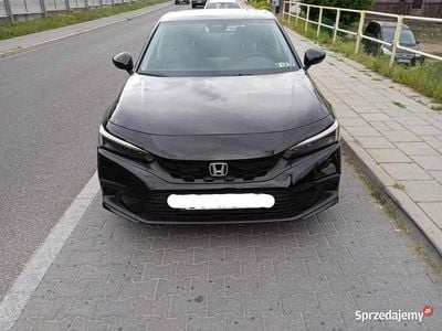 używany Honda Civic r.2022 - 85.000 zł