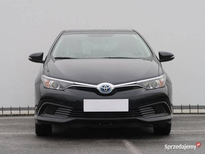 Toyota Auris Hybrid
