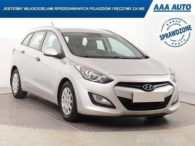 Używany Hyundai i30 90 KM (66 kW) 2014 Srebrny