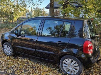 Używany Renault Modus 2010 Czarny Minivan