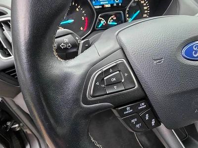 Używany Ford Kuga 2017 Beżowy SUV