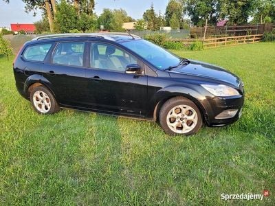 Czarny Używany 2010 Ford Focus Kombi | 4400 zł