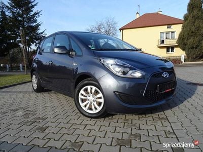 Używany Hyundai ix20 90 KM (66 kW) 2016 Szary Hatchback
