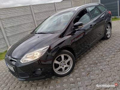 Czarny Używany 2013 Ford Focus Kombi | 18 999 zł (Uczciwa cena)