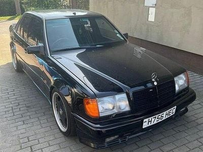 Używany Mercedes 220 220 KM (161 kW) 1993 Czarny Sedan/Limuzyna