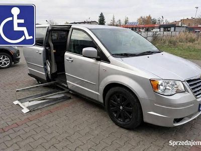 Srebrny Używany 2009 Chrysler Grand Voyager Minivan | 61 500 zł