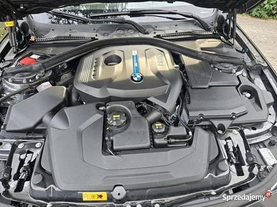 Używany BMW 330e 2018 Szary Sedan/Limuzyna