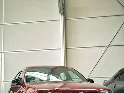 Bordowy Używany 1999 VW Bora Sedan/Limuzyna | 44 000 zł