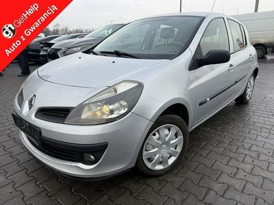 Używany Renault Clio II 98 KM (72 kW) 2007 Zielony (metalik) Hatchback