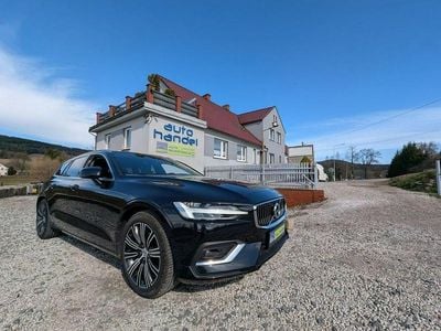 Używany Volvo V60 197 KM (144 kW) 2021 Czarny (metalik) Kombi