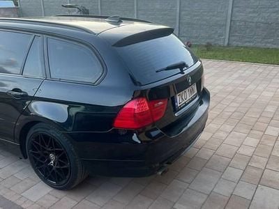 Używany BMW 320 2010 Czarny Kombi