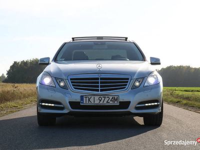 używany Mercedes E500 4MATIC 388KM LPG 2010 241kkm zamiana