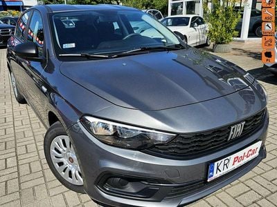 Używany Fiat Tipo 95 KM (69 kW) 2021 Szary Kombi
