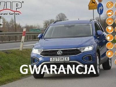 Niebieski Używany 2022 VW T-Roc Life SUV | 93 234 zł (Uczciwa cena)