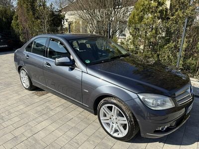 Mercedes C180