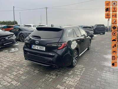 Czarny (metalik, perła) Używany 2022 Toyota Corolla Kombi | 59 900 zł