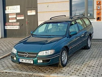 Używany Opel Omega 1998 Zielony Sedan/Limuzyna